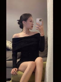 #高雄 婷軒 166/45kg/C/30歲 職業：主持人 輕熟 很有女人韻味