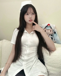 艾比 160cm B奶 46kg 22歲  這位妹妹是典型的「#小蘿莉」