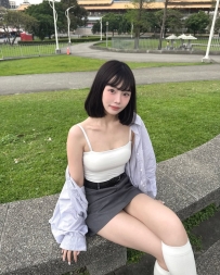 臺北 布布 155cm 42kg C奶 18歲  可愛嬌小學生妹!!