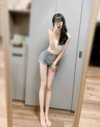 媚兒 165cm.C.47.22歲  滑嫩的皮膚足以讓男人瘋狂