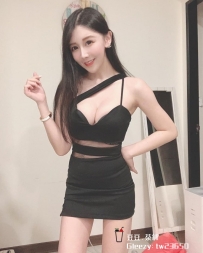 #台中 熟女系列 溫妮 164.D.46.30歲 舔屌奶泡女王，胸模兼職