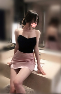 #外拍模特 NT$10,000/1節 星茹 166cm・48kg・D奶・25歲