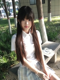 #台中 粉嫩小學妹 158cm.B奶.19歲