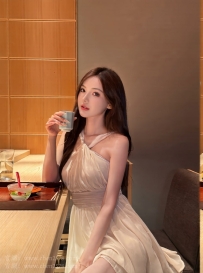 台南 l A咪 164cm/D奶/48kg/23歲 l 氣質美尻按摩師