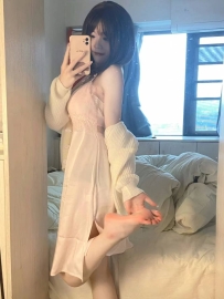 芯芯 153cm.B+.40.18歲  未滿19超級嫩妹妹