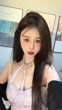 美琪   164/49/E/26歲    妹妹顏值很高 長相甜美氣質溫柔儒雅