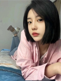 璐璐 158cm.C.45.20歲  單純小白兔 很會撒嬌 要抱抱