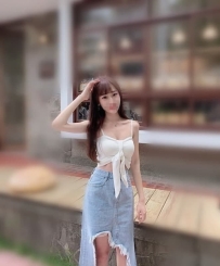 恩恩  163.46.D.23歲 清純鮮嫩 皮膚白 女友FU