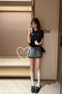 台北 l 奈念 163cm/46kg/Ccup/21歲 l 臉蛋精緻又漂亮