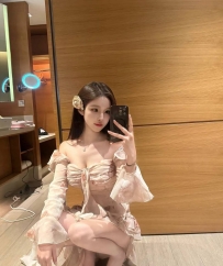 #高雄  湘兒 165cm.47kg.Dcup.23歲  #網美般的顔值 性感的身材