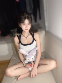 玖玖 162 47kg D+ 22歲  #外貌好看 笑容甜美 身材好 很有女人味！