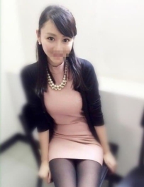 #無套大奶人妻送到你床上給你操  初雪 162，47，E杯，28歲