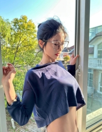 UU  166cm/47kg/Ccup/21歲  #文化大學在校學生 笑起來很甜