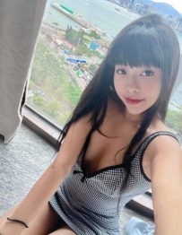 珍珍 24歲 E罩杯 163 45  大尺度外拍模特  艷麗顏值櫻桃美嘴