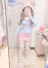 漫漫  156   D+  19歲    大奶蘿莉 清純大奶妹