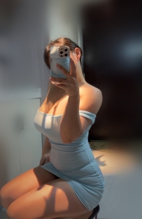 #臺中  泛泛 165cm 55kg  E+ 30歲  性感知性是泛泛代名詞