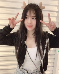 糖果 155 B+ 44 20  出沒地點：高雄  笑起來甜甜的  身體柔軟