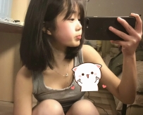 陪陪  157cm/44kg/C/20歲  鄰家小女孩風格