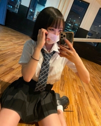 #台北 小糖 154-44-B+-19歲 嬌小蘿莉體型 臉超Q彈