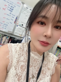 多多 162cm 46kg D 32歲  胸部有大D 足夠你一手掌控