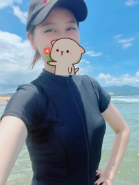 曼陀  160.c+.47.27歲  曼陀是一個很喜歡健身的女生