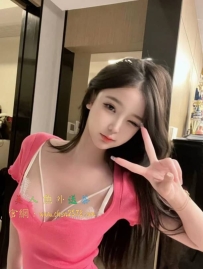 辛米  163cm  48kg  D+  23歲  “護理系之花‘’擁有著天使般的...