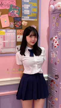 舒華 155cm C 45 20歲  可愛的顏值活潑 微微一笑傾城  態度良好