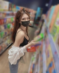 天美 165 D 47kg 27歲  模特兒身材 姐姐臉蛋