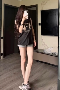 臺中 微甜 167cm C 奶 47kg 23歲