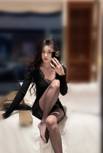 骨感纖細黑絲OL床上淫蕩風騷！  名字：莎莉 （OL）  身材密碼：165 / 46kg / C杯 / 26