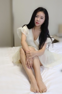 🥰雨秋 163cm C  46kg 27歲  🤪就是喜歡偷情感覺. 性慾很強