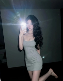 #臺中  小小  165  45  D  24歲