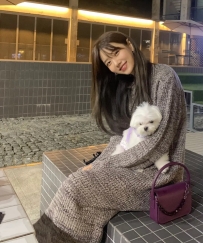 海藍 162.D.47.24歲    甜美外表性感內在，小隻好操控