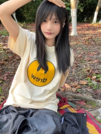 158cm 45kg C 20歲  純慾學生妹 長相甜美可人 聲音好聽