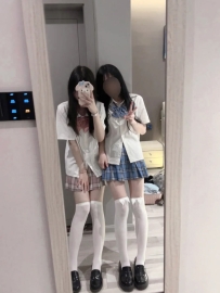 圓圓 156.B.42.19歲  團團 157.B.44.20歲