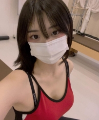 音音 165.C.46.22歲    俏麗的短髮讓人想起了青澀