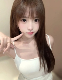 162cm｜C+奶｜20歲    #高檔妹  #台中  甜美純慾小主播  嫩到滴水的初戀臉蛋🍓