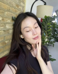 張張  164cm D奶 50kg 37歲 人妻保養的很好  看起來年輕很瘦  主動技術