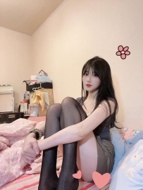 晴晴 164.45.C.25歲  #新竹  百貨專櫃小姐 氣質甜美 笑容迷人