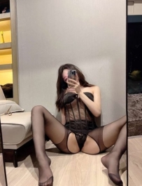 玥兒 163-27歲-D奶-48kg 大奶寂寞人妻 ~ 肥肥的鮑魚水多耐幹