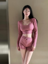濕潤嫩滑緊緊 包覆你的老二 餵不飽 讓你腿軟 白奈 ：166 48 E 26