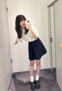 台北  l 小小 155.42.C.18歲 白皙皮膚 l 甜美可人