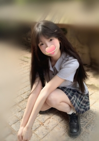 玉兒155.44.C.18歲     清新又慾の學生妹