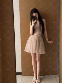 小語    168 / C/ 46kg｜23歲｜  兼職外拍模特