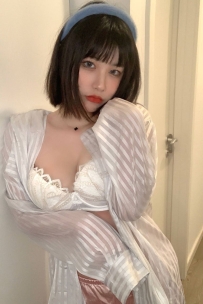 台北E奶反差婊 （❤️萬萬）  163cmE奶22歲  很騷 很饑渴
