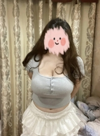 台北 ｜妍妍 160cm｜52kg｜Gcup｜24歲｜爆乳胖妹妹｜喜歡肉肉大奶首選