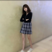 妍妍  條件：158  46  C  19歲  19歲小女生 小隻馬
