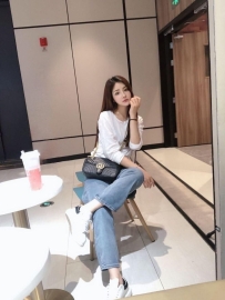 小煙 165.C.45.23歲  長髮氣質型的妹妹   漂亮臉蛋 恰到好處...