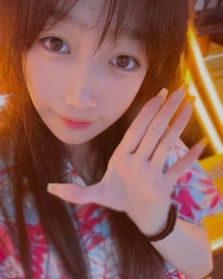 #高雄  CC 156cm 22歲 D奶 44kg  長相清秀帶著淡淡微笑的清純妹妹