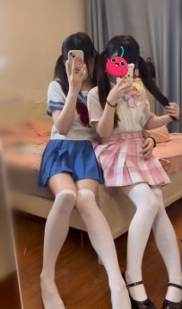 蘿莉3P姐妹花推薦